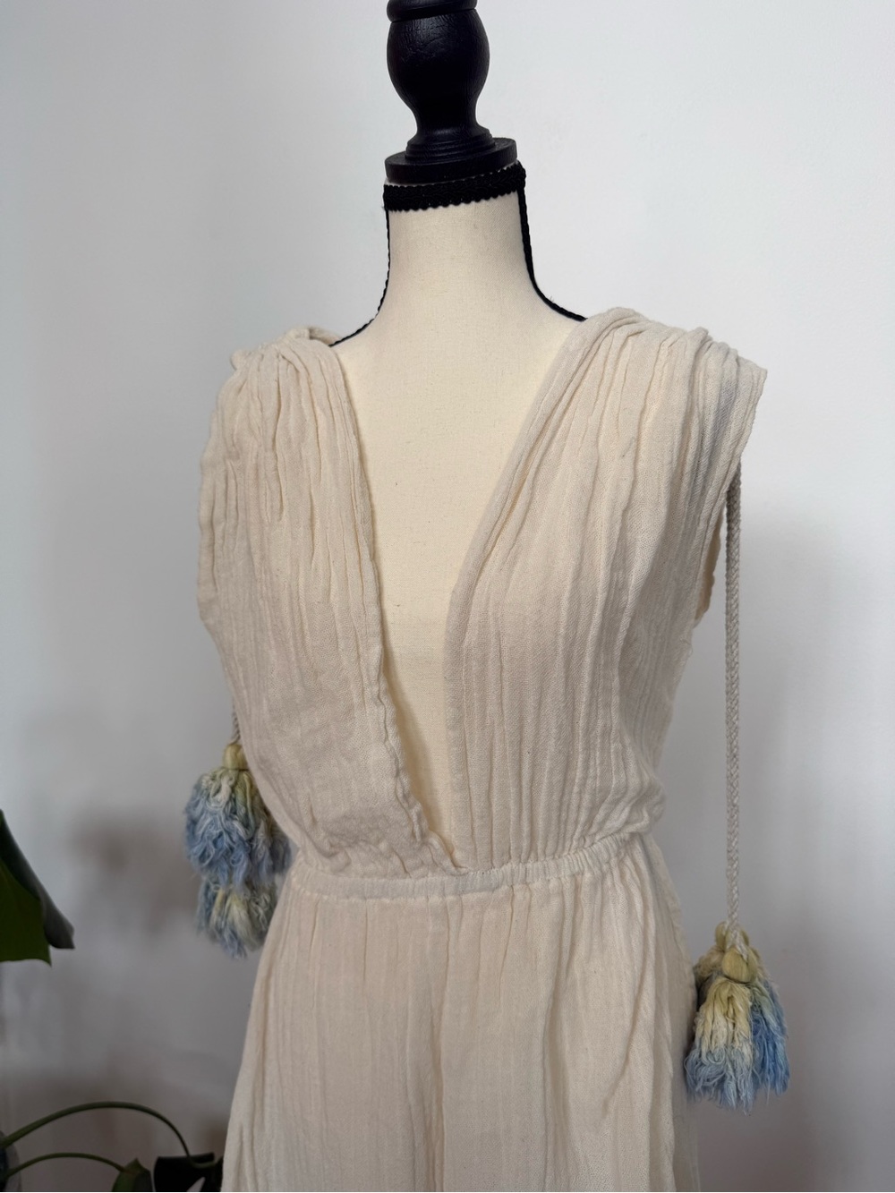 Jen's Pirate Booty Cream Asymmetrical V-Neck Maxi Dress - Picture 5 of 8